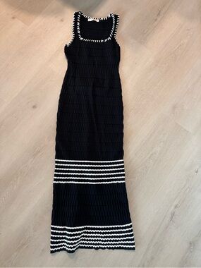 Black & White Sleeveless Knit Maxi Dress Size Small like new condition